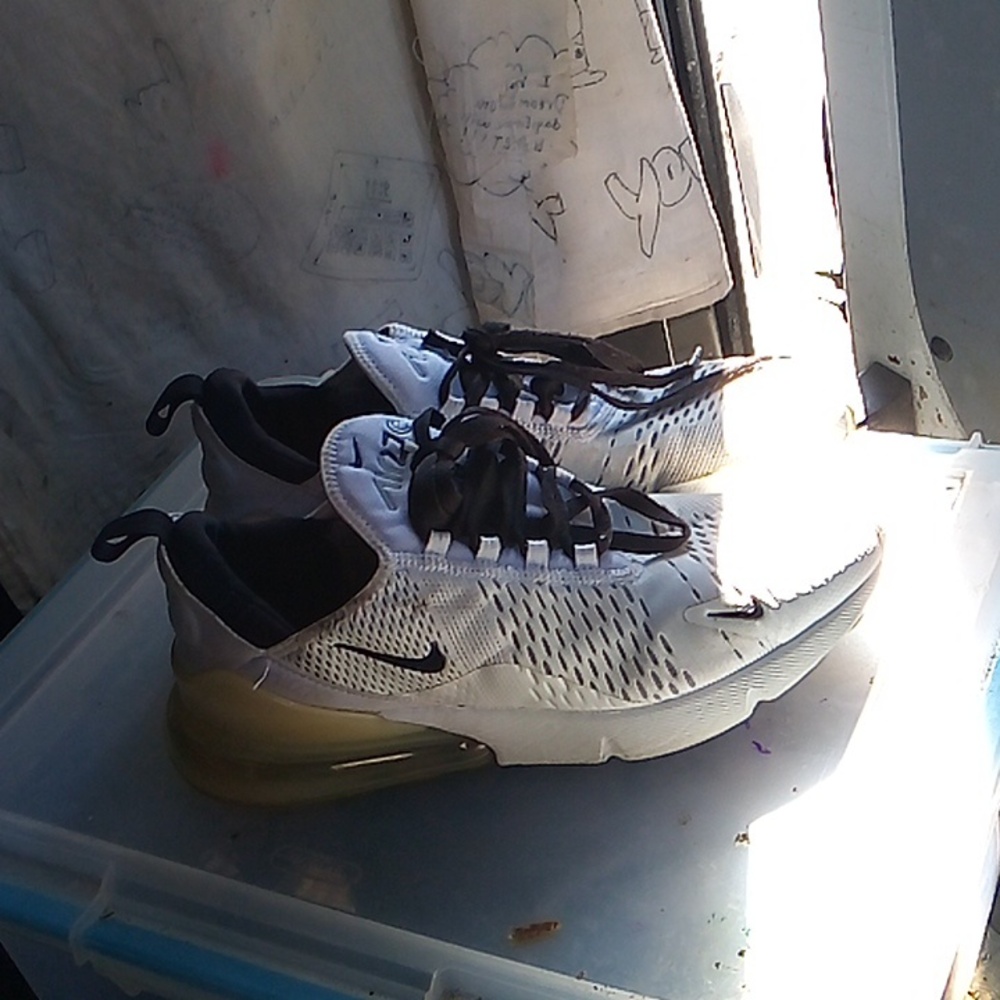 Nike 27c